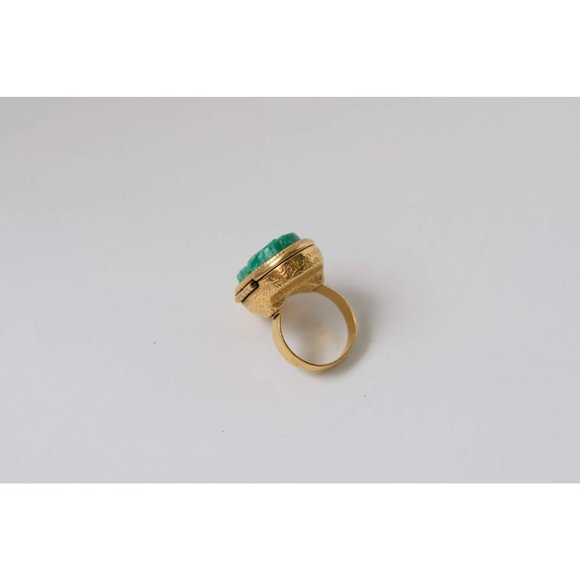 Vintage Avon Ring Carved Lucite Imitation Jade Perfume Poison Ring - Picture 5 of 8